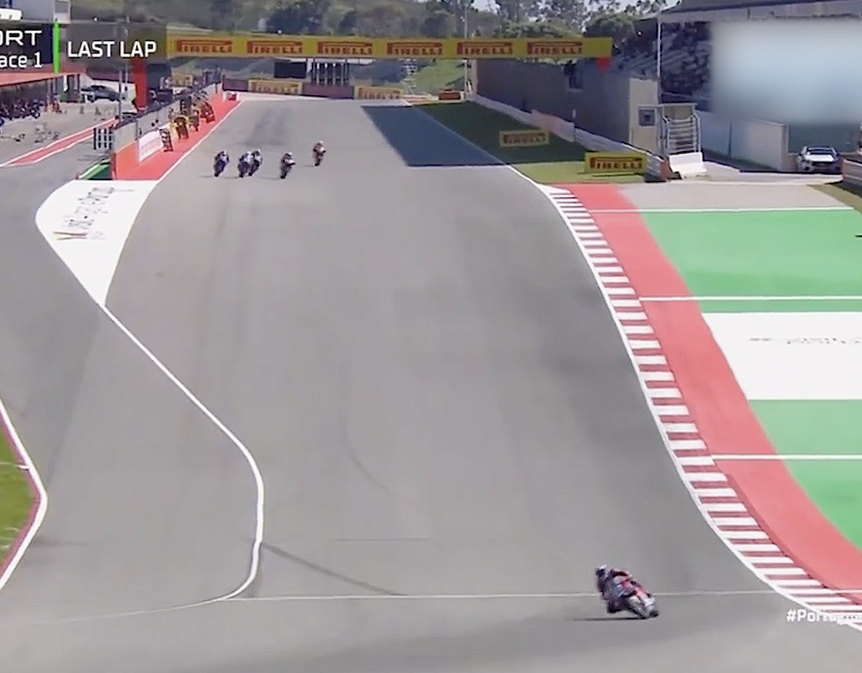 重庆浙江争夺“张雪”，争的是什么？