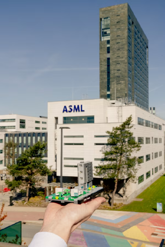 这台价值4亿美元的机器，催生了全球最抢手的乐高套装